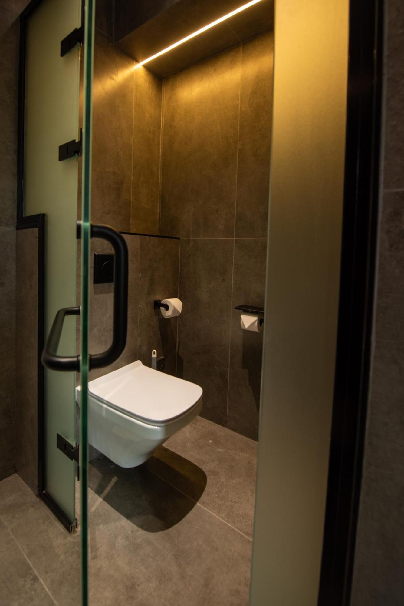 Ulaanbaatar Hotel エクステリア 写真